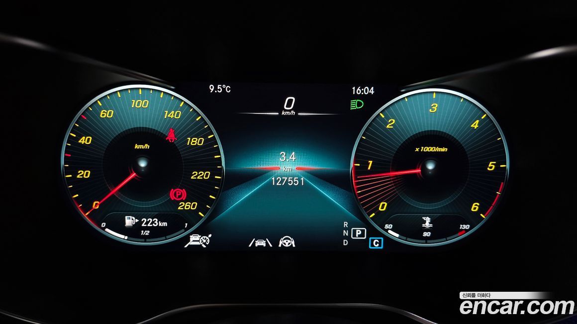 Mercedes-Benz GLC-Class 2021