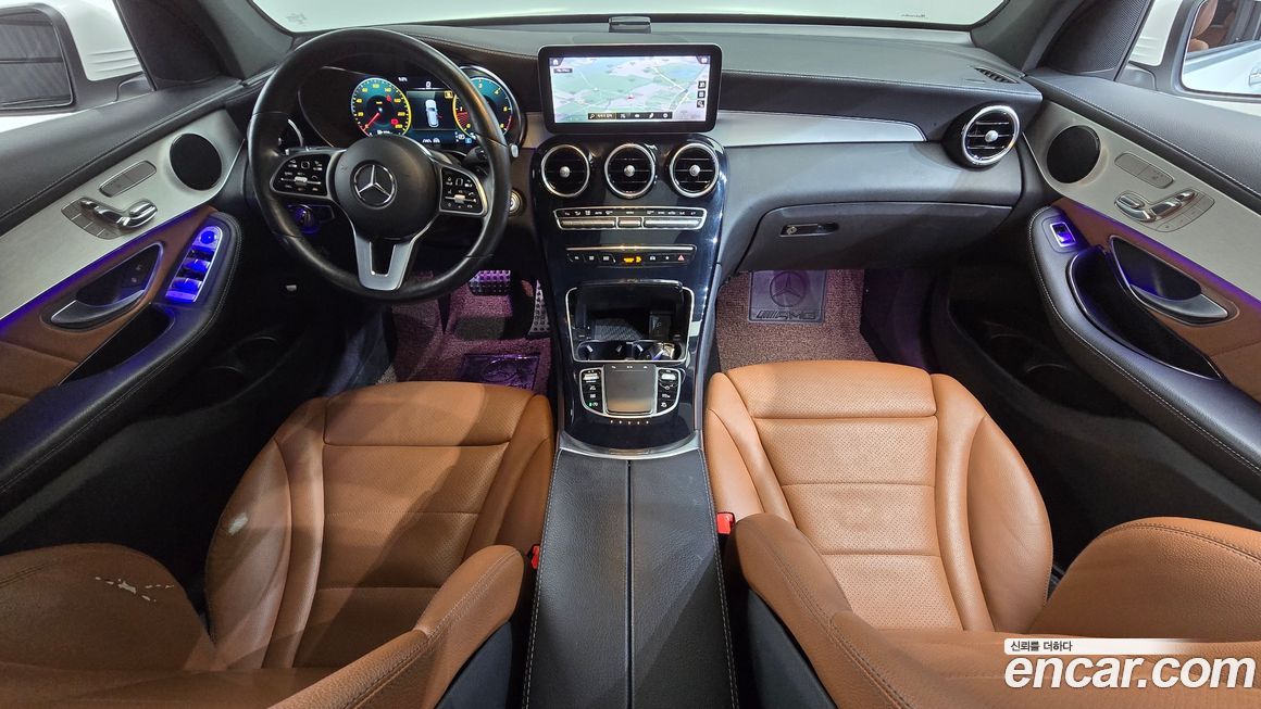 Mercedes-Benz GLC-Class 2021