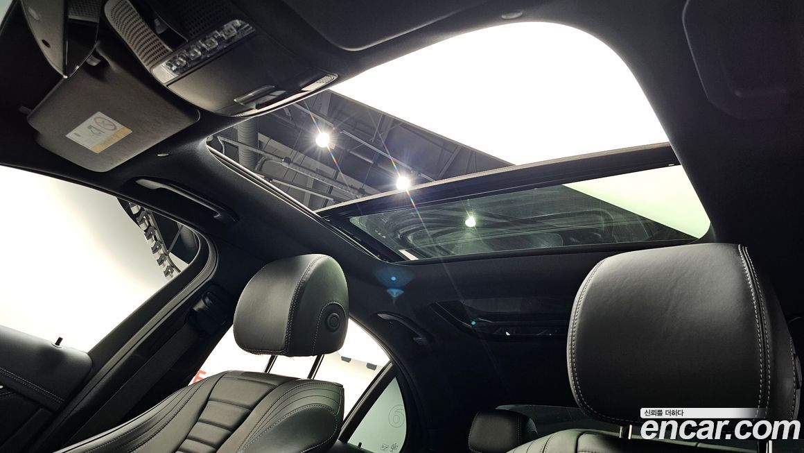 Mercedes-Benz E-Class 2021