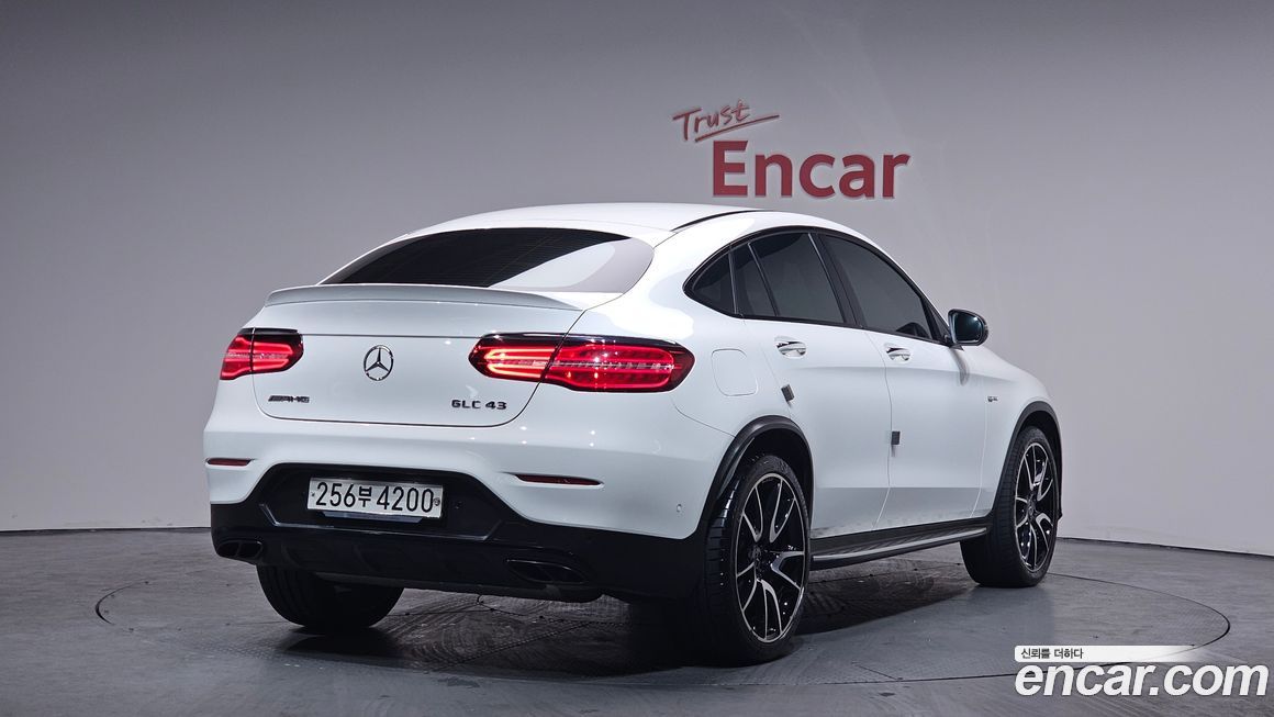 Mercedes-Benz GLC-Class 2019