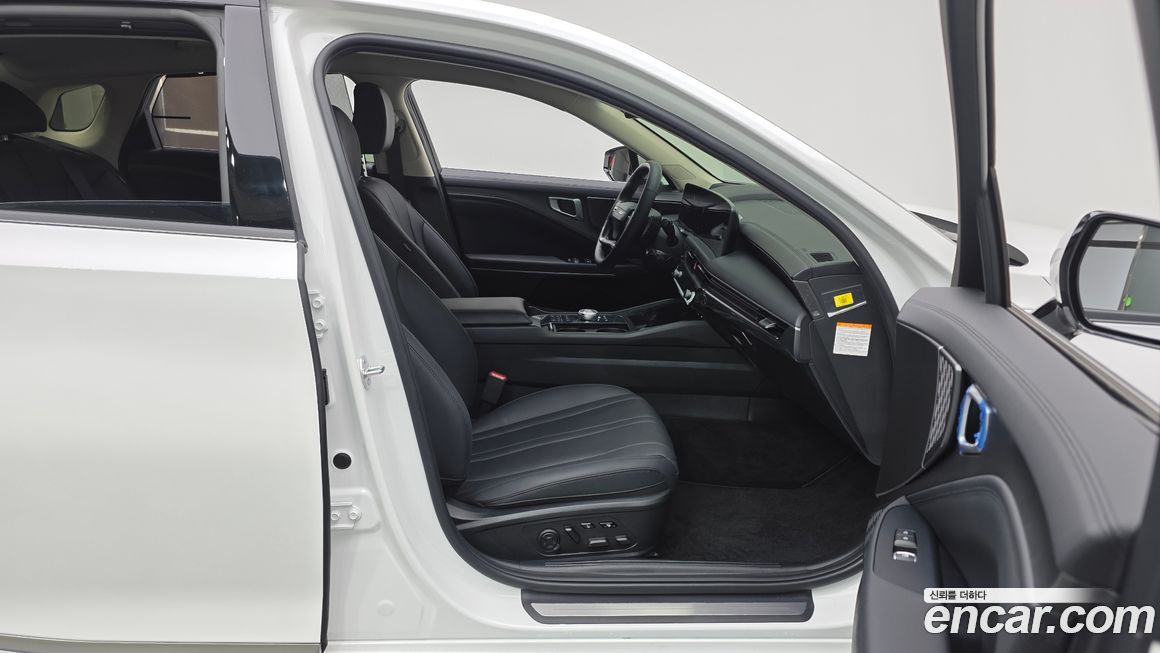 Kia K8 2025