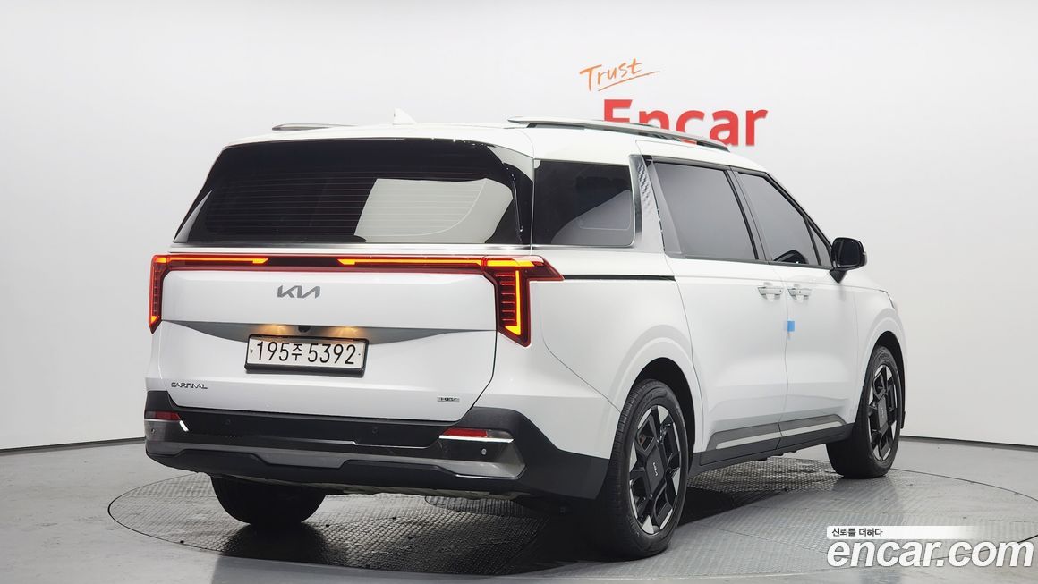 Kia Canival 2025
