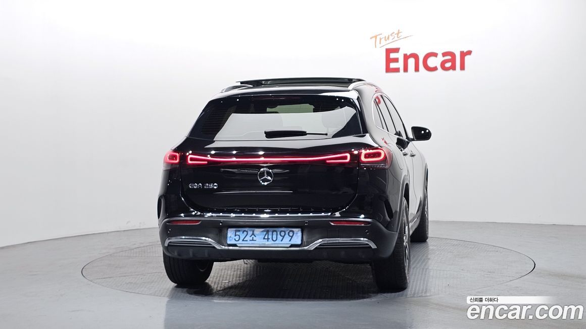 Mercedes-Benz EQA 2023