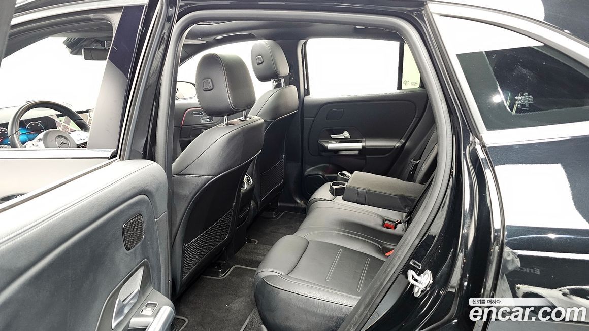 Mercedes-Benz EQA 2023