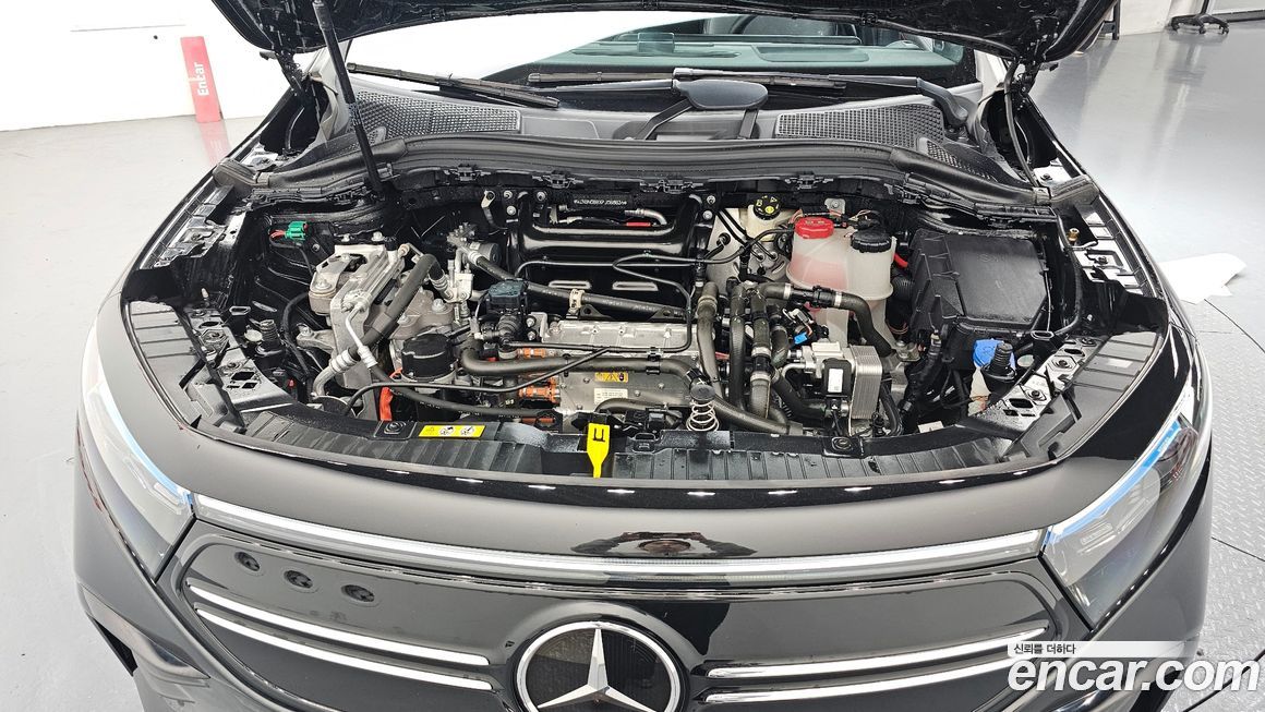 Mercedes-Benz EQA 2023