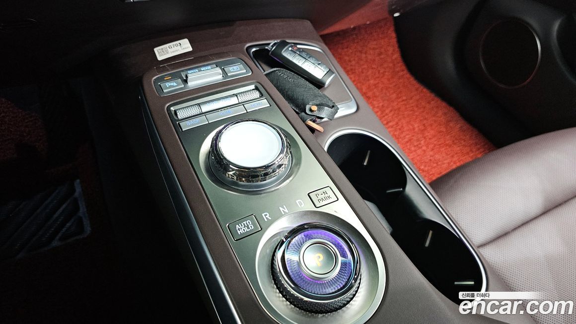 Genesis GV70 2024
