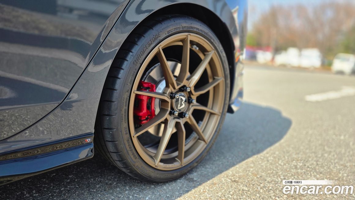 Volkswagen Golf 2024