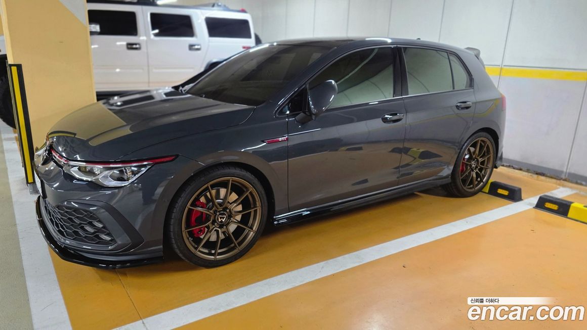 Volkswagen Golf 2024