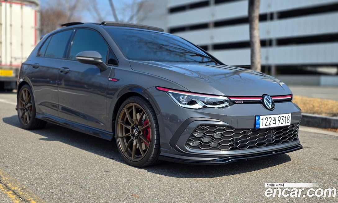 Volkswagen Golf 2024