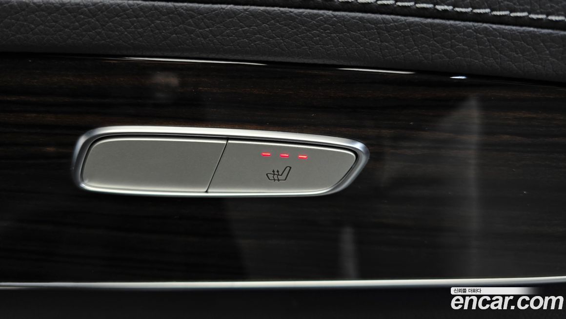 Mercedes-Benz GLC-Class 2021