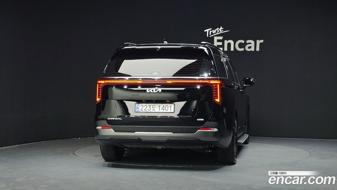 Kia Canival 2024