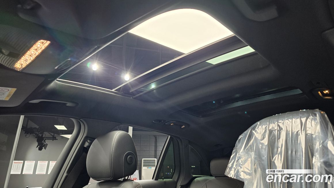 Mercedes-Benz GLC-Class 2021