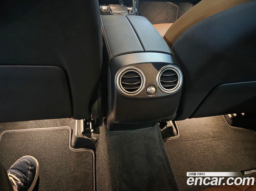 Mercedes-Benz GLC-Class 2021