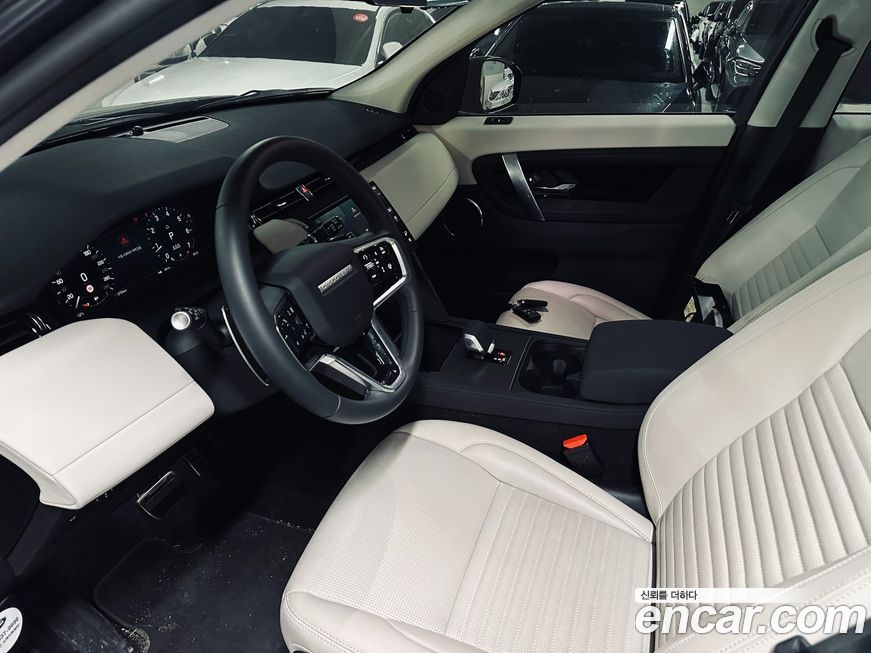 Land Rover Discovery Sport 2025