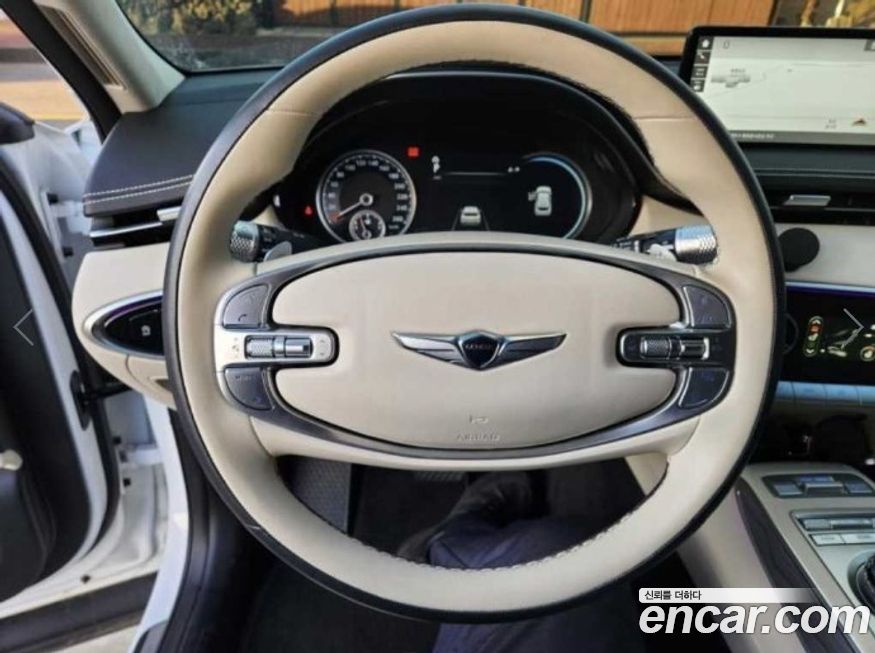 Genesis GV70 2024