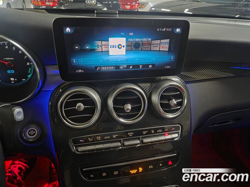 Mercedes-Benz GLC-Class 2021