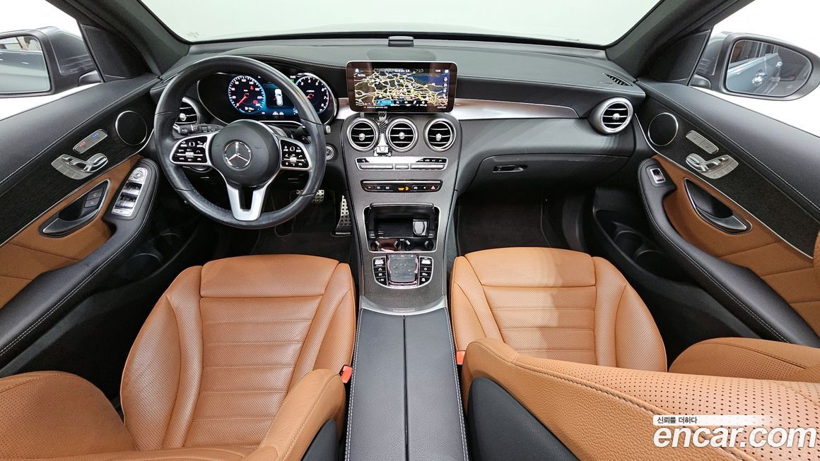 Mercedes-Benz GLC-Class 2022