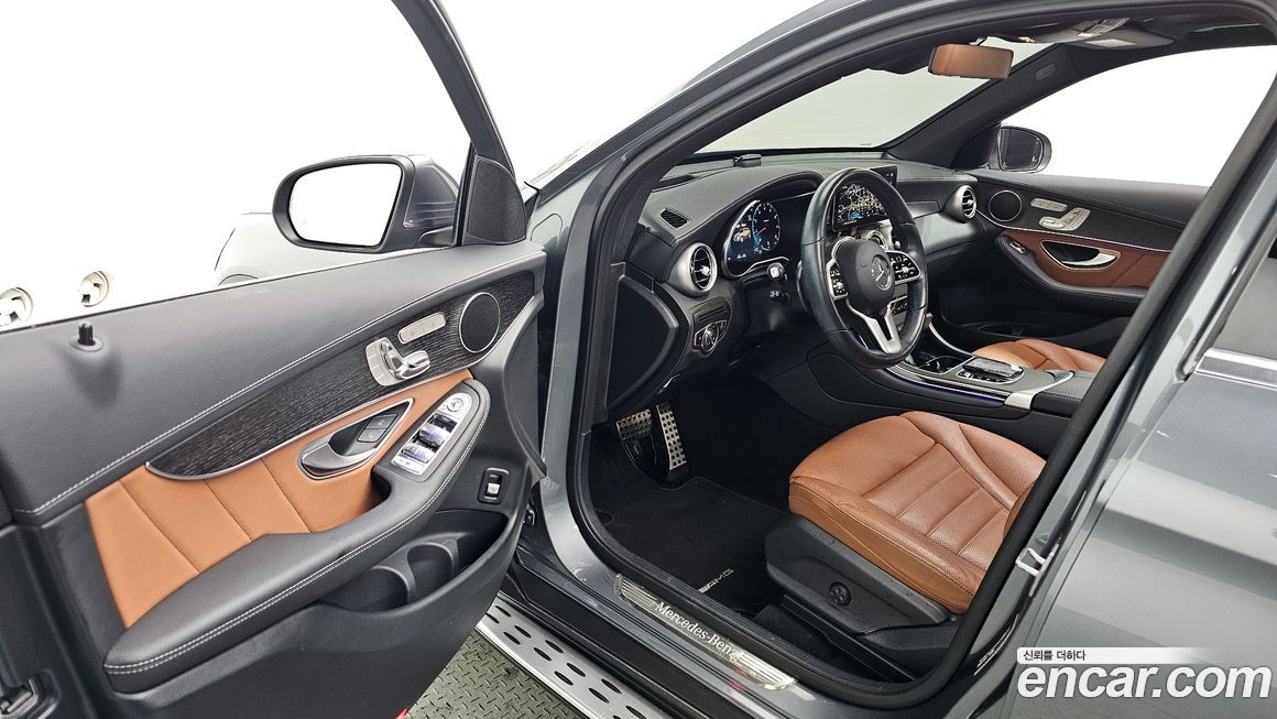 Mercedes-Benz GLC-Class 2022