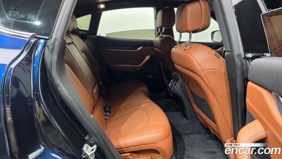 Maserati Levante 2022