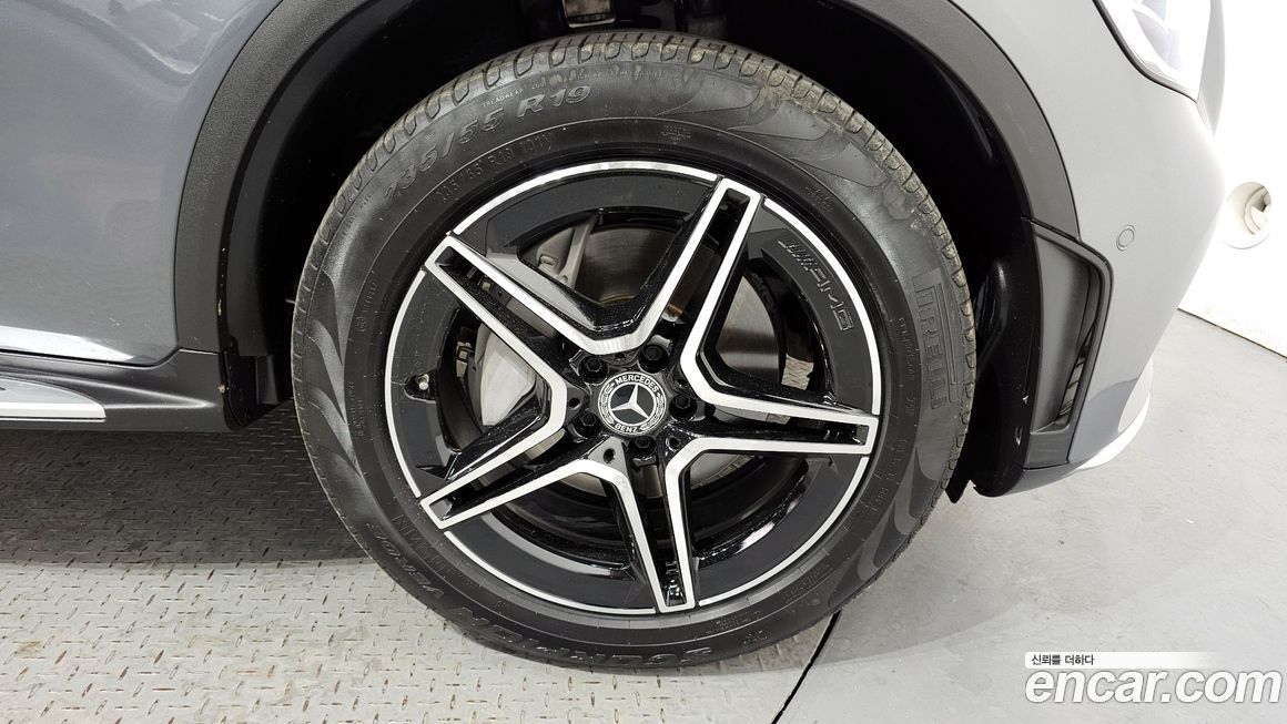 Mercedes-Benz GLC-Class 2022