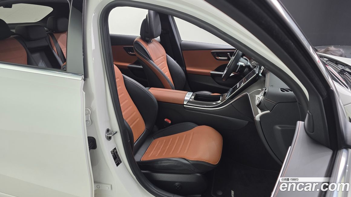 Mercedes-Benz C-Class 2022