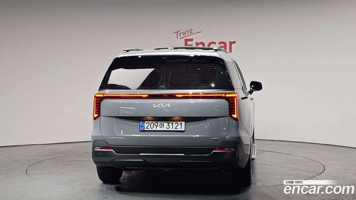 Kia Canival 2024