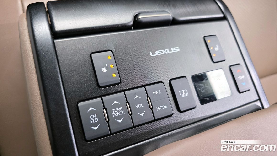 Lexus ES 2024