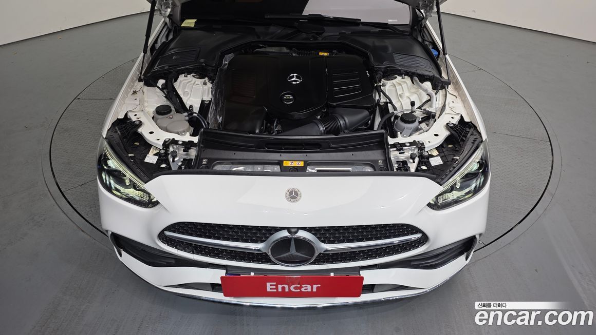 Mercedes-Benz C-Class 2022