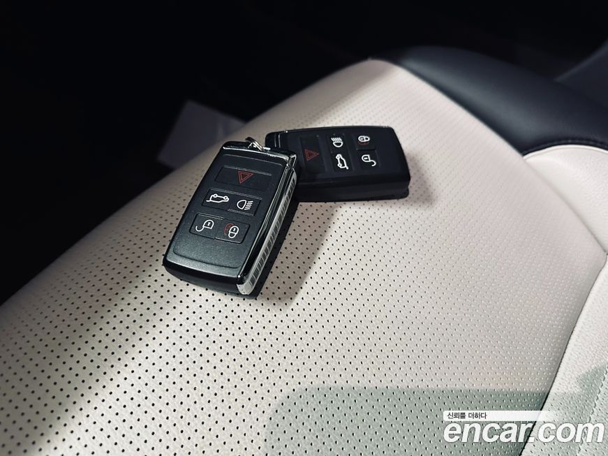 Land Rover Discovery Sport 2025