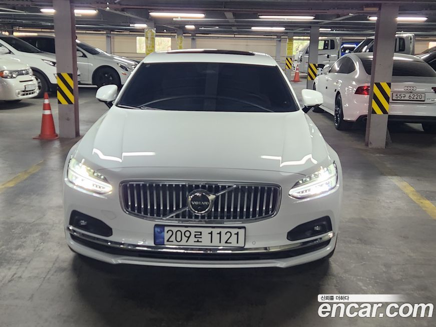 Volvo S90 2024