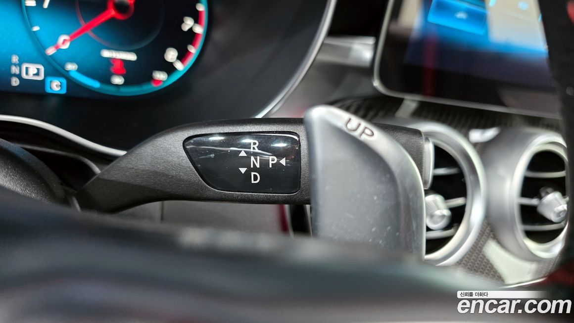 Mercedes-Benz GLC-Class 2022