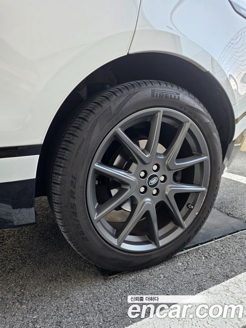 Land Rover Range Rover Velar 2022