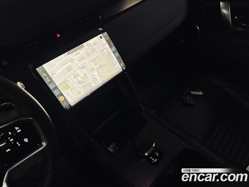 Land Rover Discovery Sport 2025