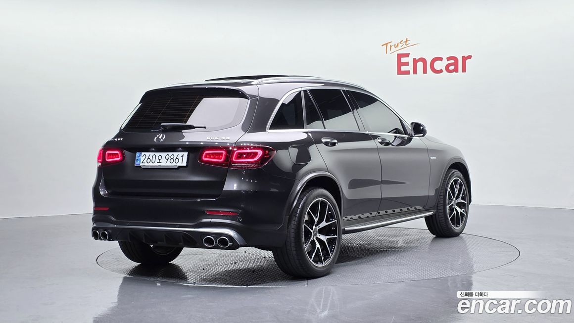 Mercedes-Benz GLC-Class 2022