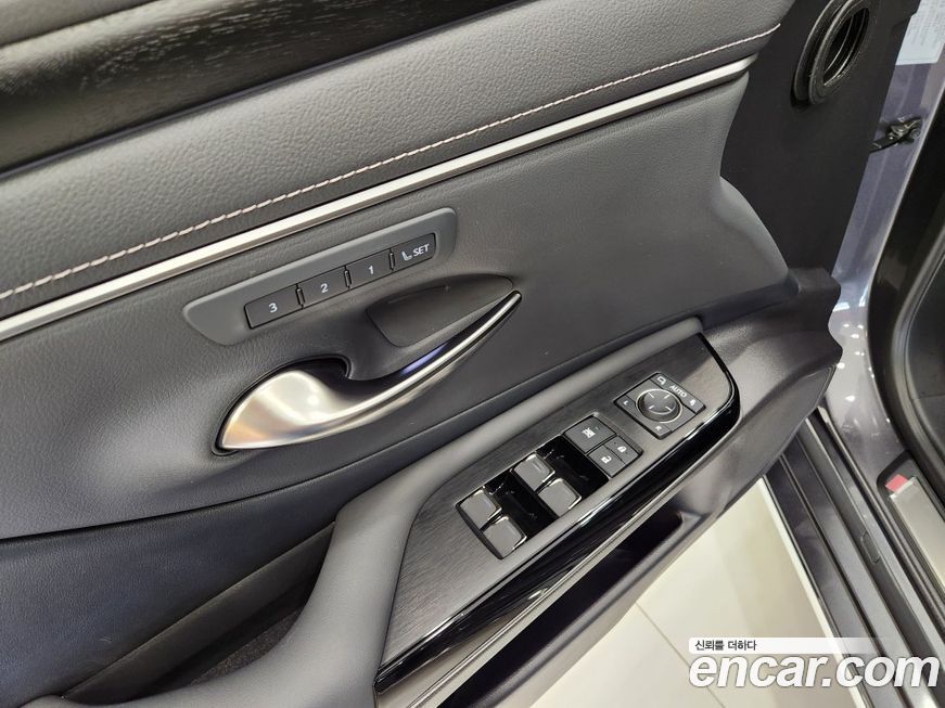 Lexus ES 2026