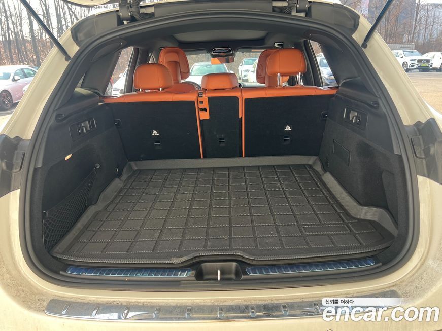 Mercedes-Benz GLC-Class 2024