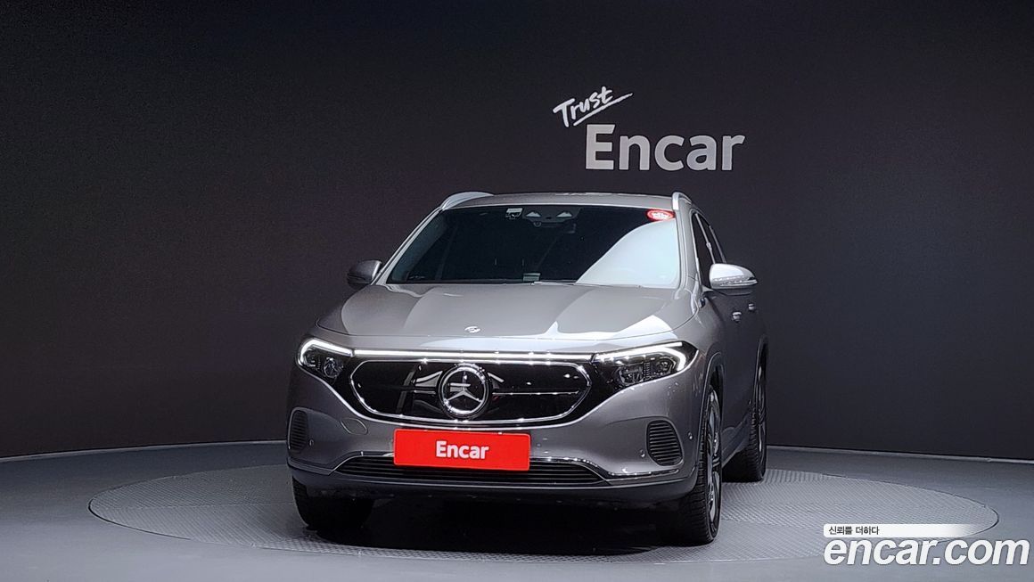 Mercedes-Benz EQA 2021