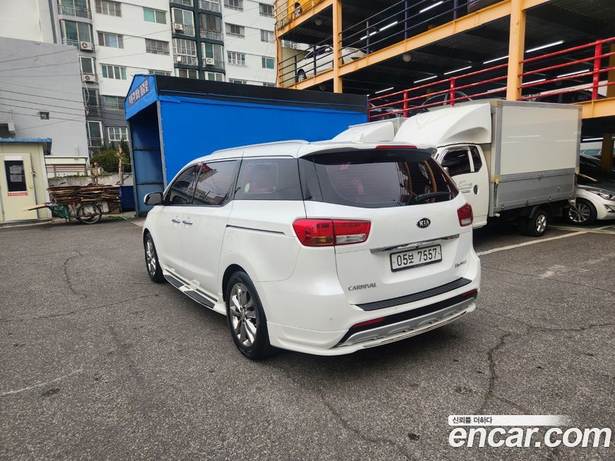 Kia Canival 2017