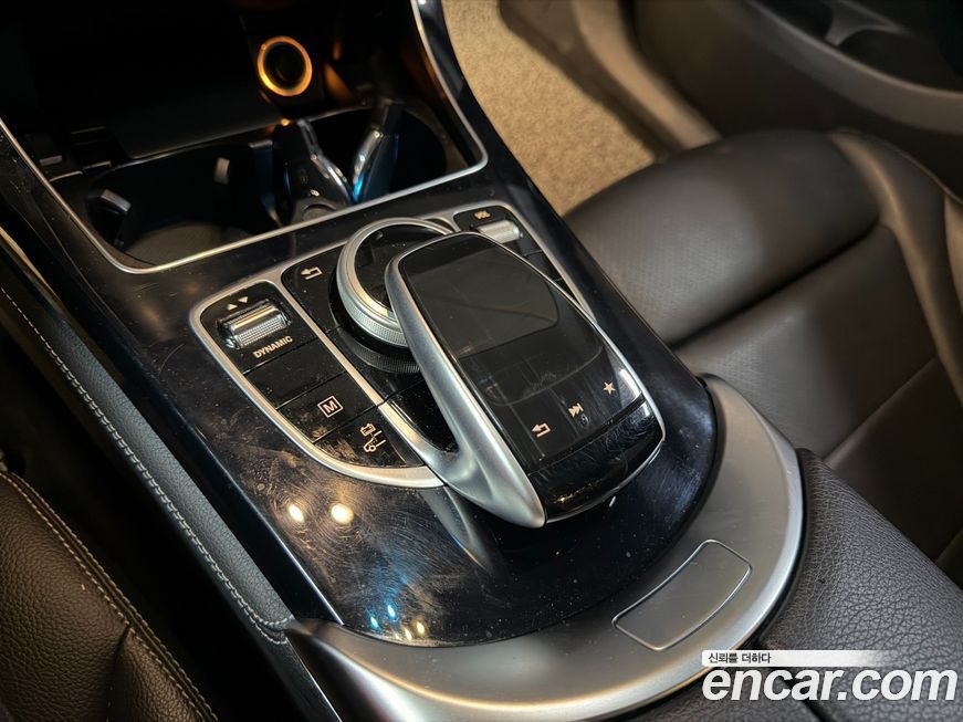 Mercedes-Benz GLC-Class 2019