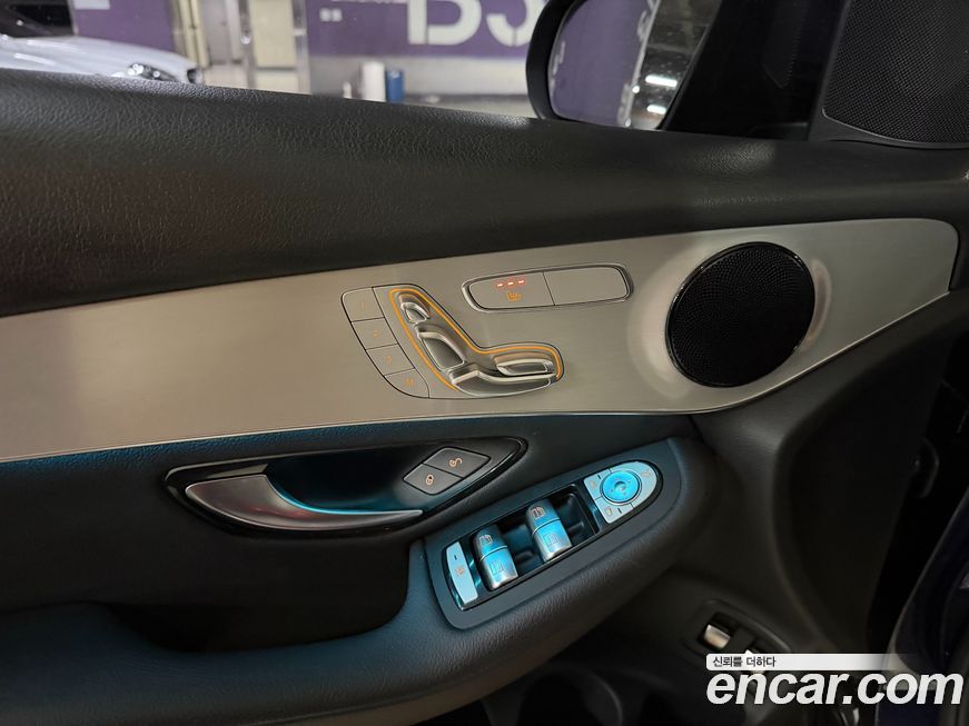 Mercedes-Benz GLC-Class 2019