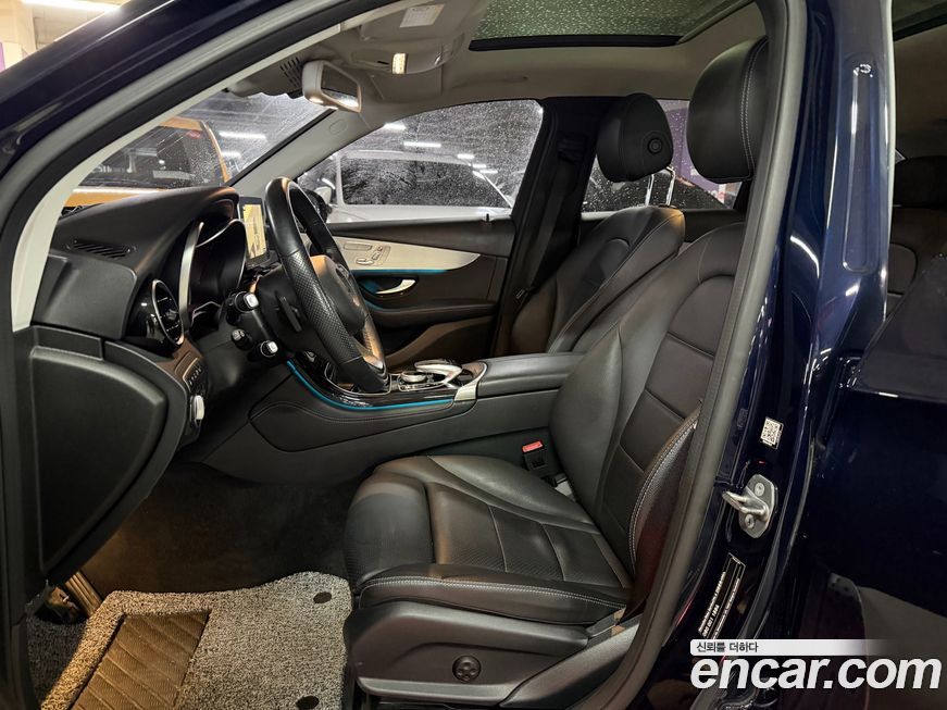 Mercedes-Benz GLC-Class 2019