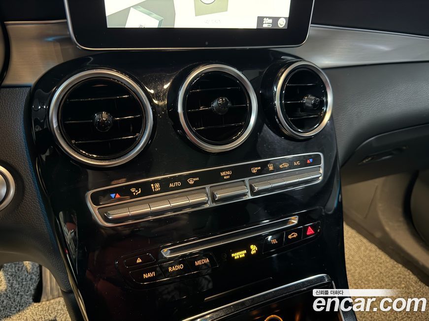 Mercedes-Benz GLC-Class 2019