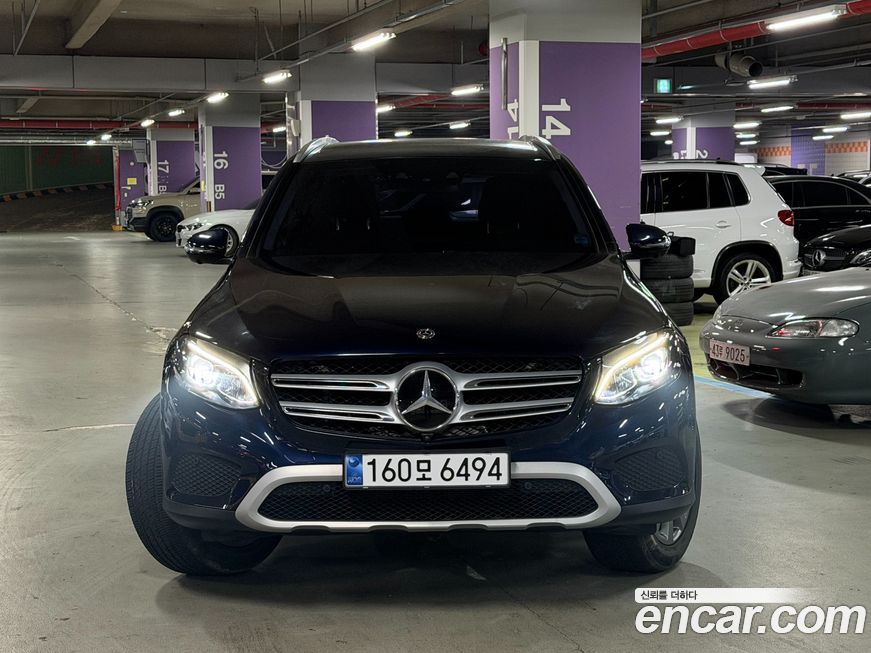 Mercedes-Benz GLC-Class 2019