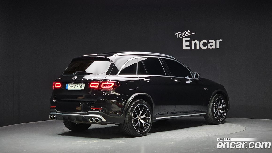 Mercedes-Benz GLC-Class 2022