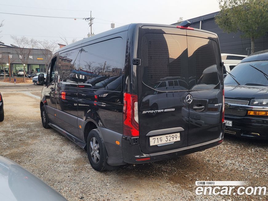 Mercedes-Benz Sprinter 2021
