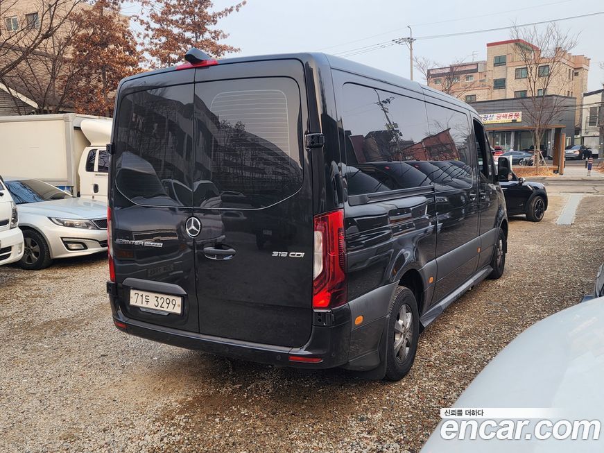 Mercedes-Benz Sprinter 2021