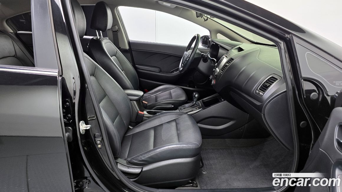 Kia K3 2015