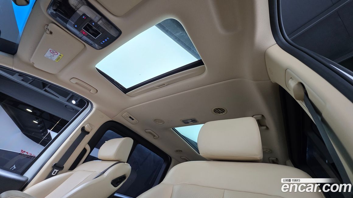 Hyundai Staria 2023