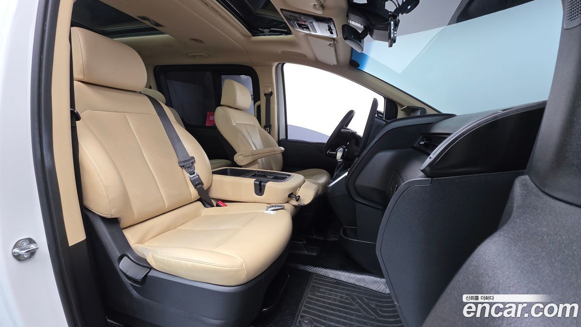 Hyundai Staria 2023