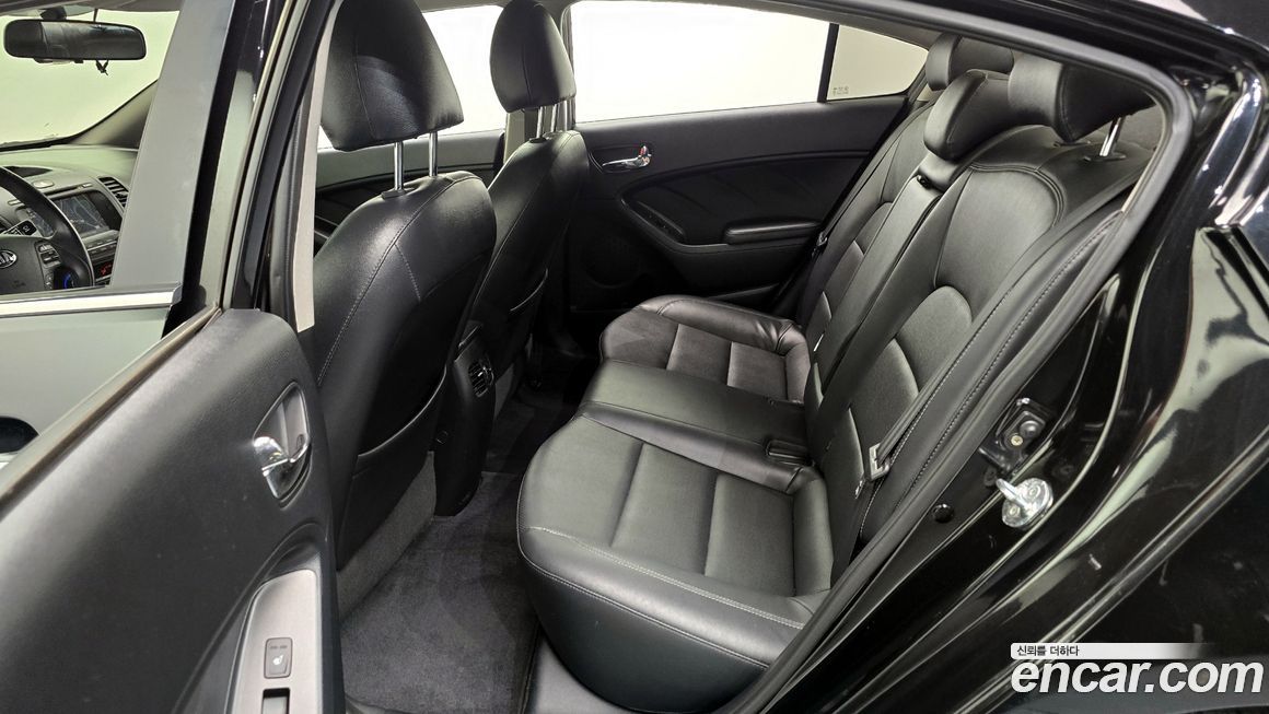 Kia K3 2015